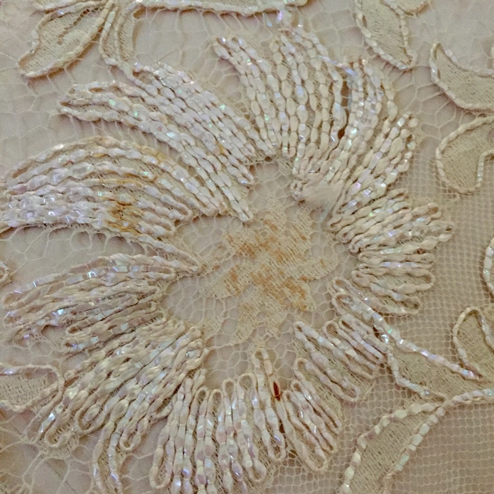 ✨ VINTAGE plus-size BOMBSHELL dress! - Picture 9 of 9